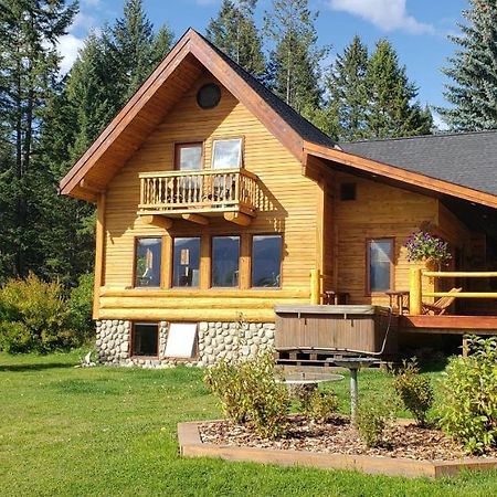 Kicking Horse Canyon Guest House Golden Esterno foto