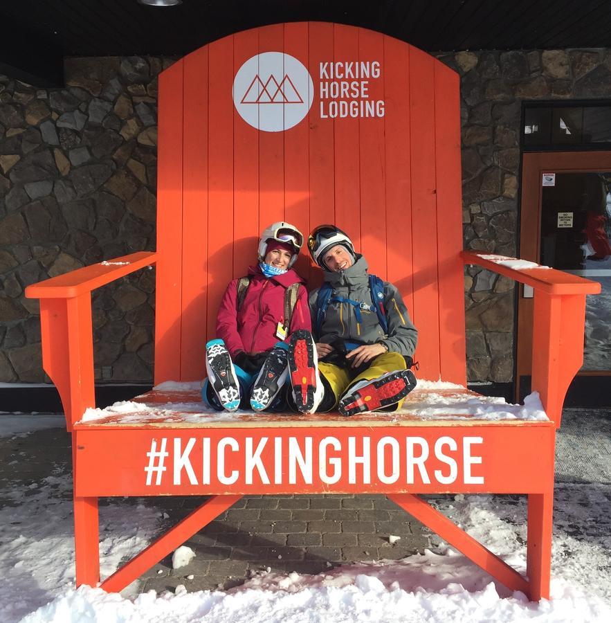 Kicking Horse Canyon Guest House Golden Esterno foto