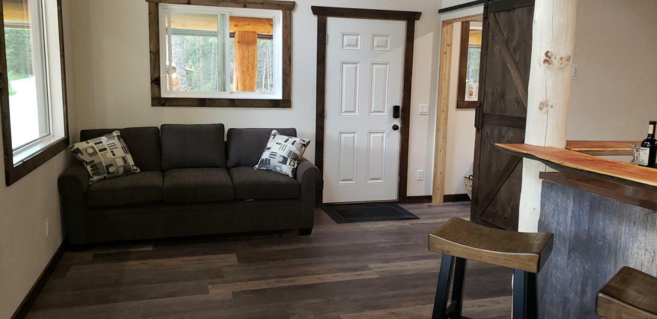 Kicking Horse Canyon Guest House Golden Esterno foto